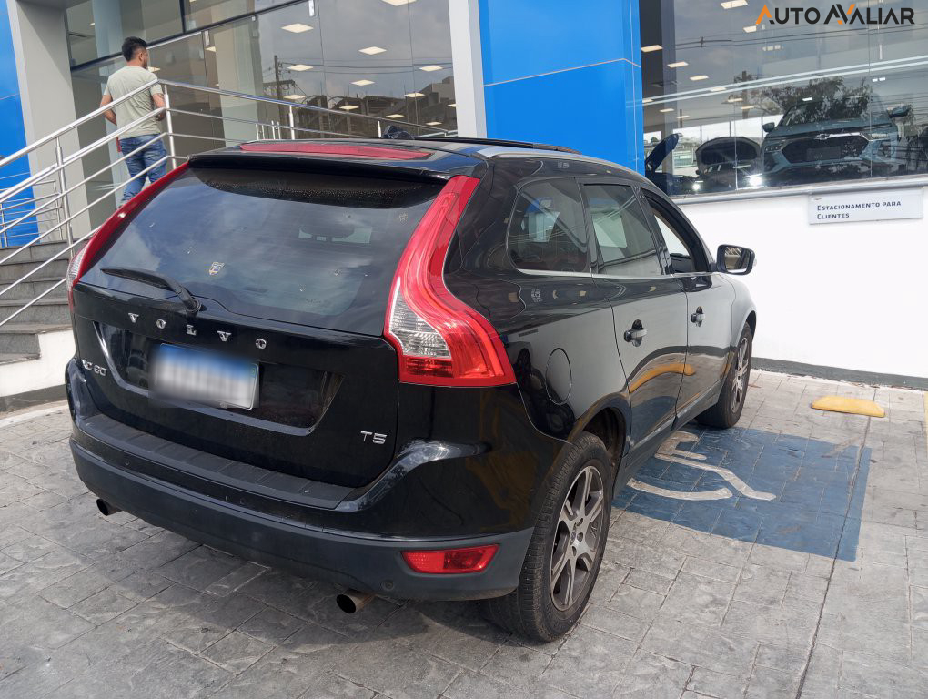 VOLVO XC60 2.0 T5 DYNAMIC FWD TURBO GASOLINA 4P AUTOMATICO