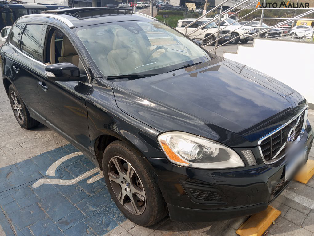 VOLVO XC60 2.0 T5 DYNAMIC FWD TURBO GASOLINA 4P AUTOMATICO