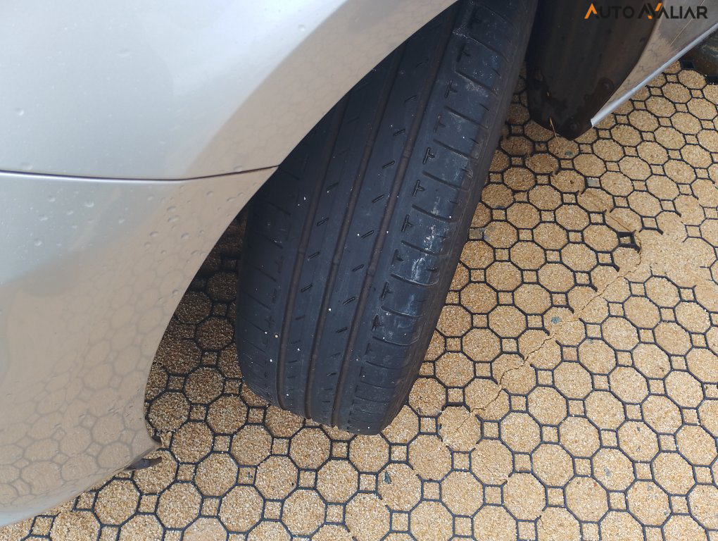 CHEVROLET ONIX 1.0 TURBO FLEX PLUS LT MANUAL