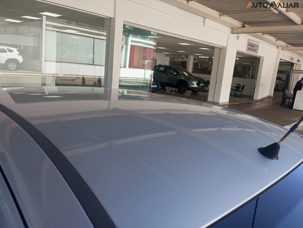 CHEVROLET VECTRA 2.0 MPFI EXPRESSION 8V 140CV FLEX 4P MANUAL
