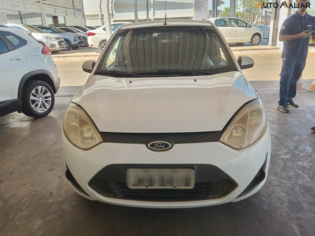 FORD FIESTA 1.6 ROCAM SEDAN 8V FLEX 4P MANUAL