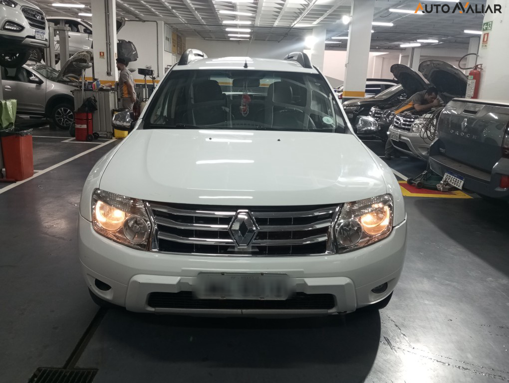 RENAULT DUSTER 2.0 DYNAMIQUE 4X2 16V FLEX 4P AUTOMATICO