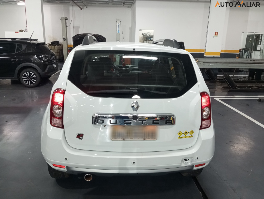 RENAULT DUSTER 2.0 DYNAMIQUE 4X2 16V FLEX 4P AUTOMATICO