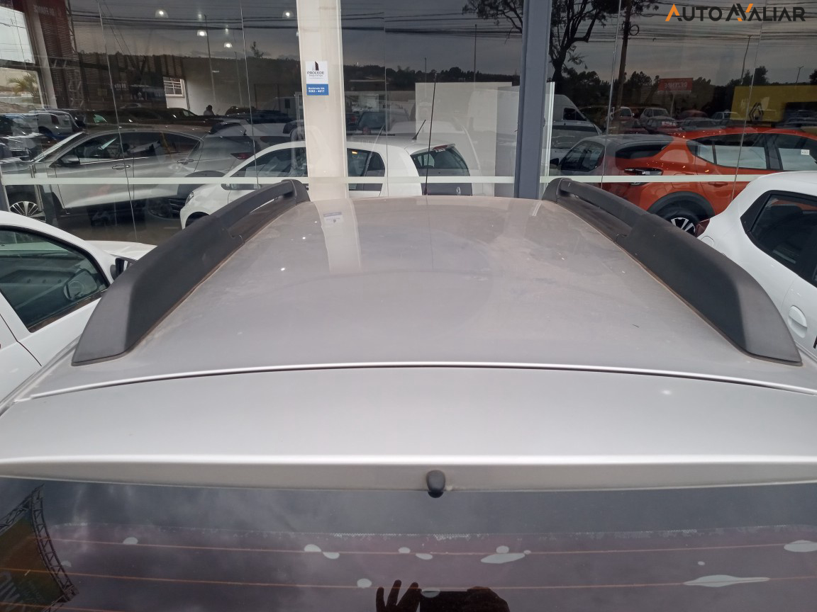 RENAULT DUSTER 2.0 DYNAMIQUE 4X2 16V FLEX 4P AUTOMATICO