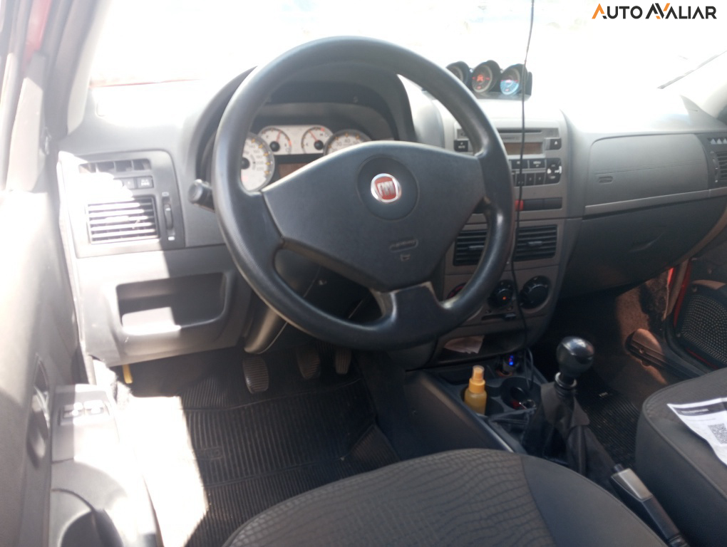 FIAT STRADA 1.8 MPI ADVENTURE LOCKER CD 16V FLEX 2P MANUAL