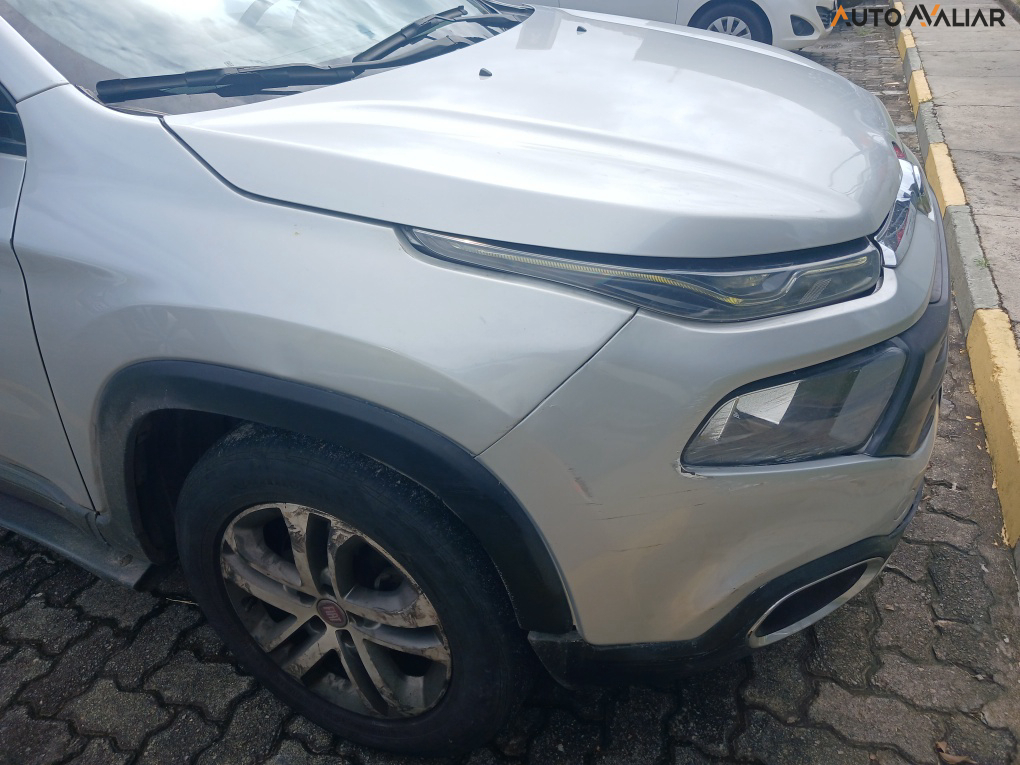 FIAT TORO 2.0 16V TURBO DIESEL FREEDOM 4WD AT9