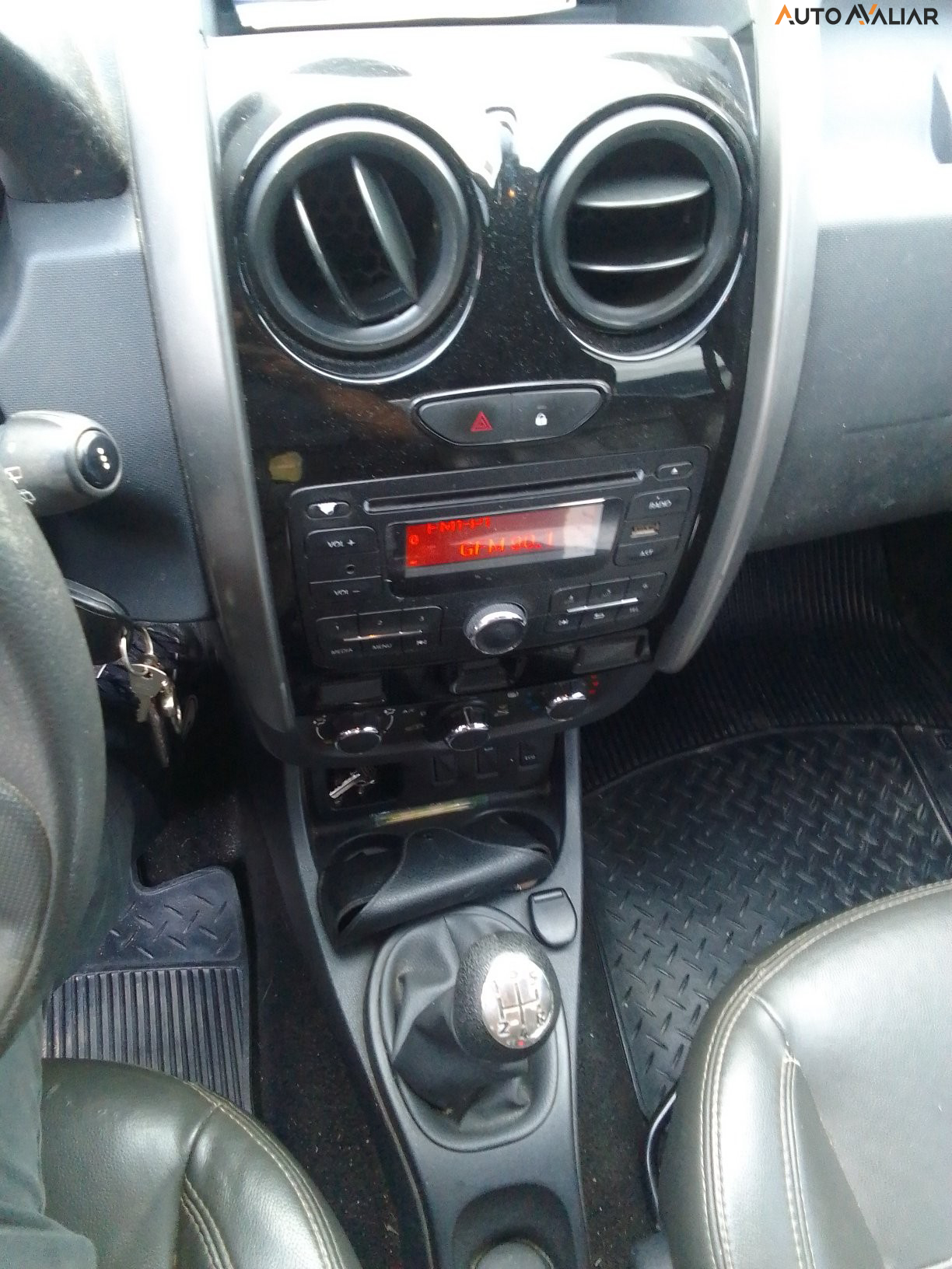 RENAULT DUSTER 1.6 EXPRESSION 4X2 16V FLEX 4P MANUAL