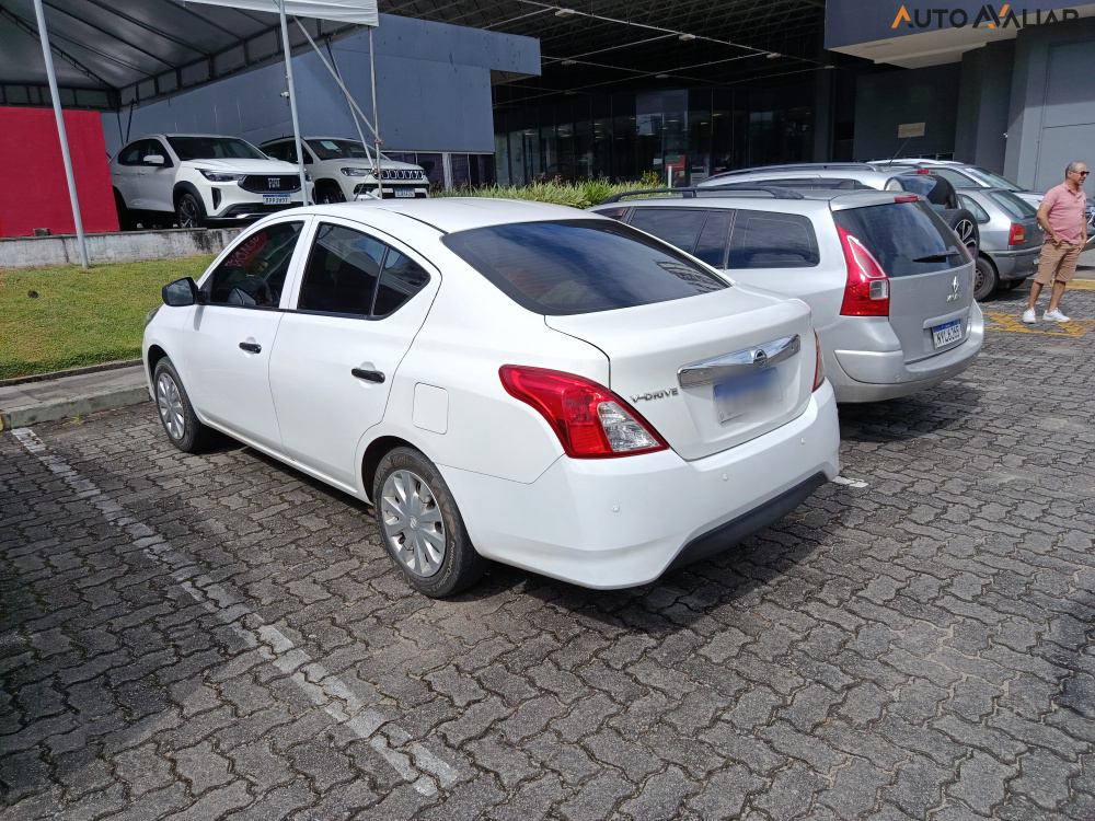 NISSAN VERSA 1.0 12V FLEX V-DRIVE MANUAL