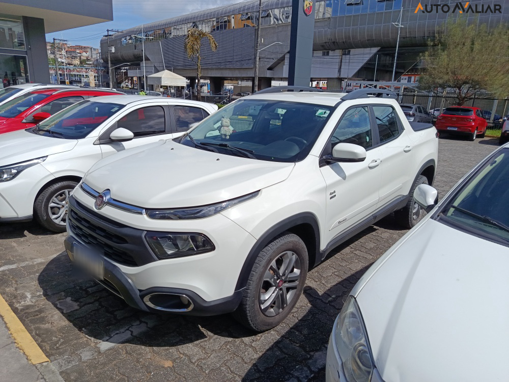 FIAT TORO 2.0 16V TURBO DIESEL FREEDOM 4WD AT9