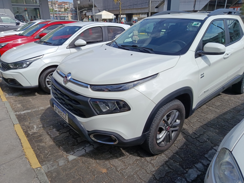 FIAT TORO 2.0 16V TURBO DIESEL FREEDOM 4WD AT9