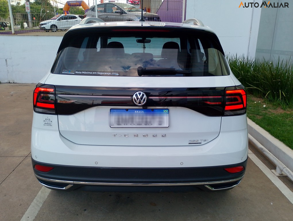 VOLKSWAGEN T-CROSS 1.4 250 TSI TOTAL FLEX HIGHLINE AUTOMATICO