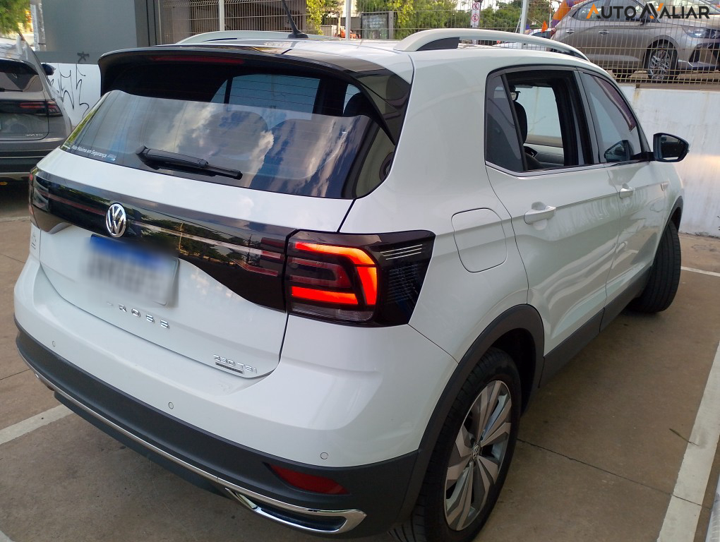 VOLKSWAGEN T-CROSS 1.4 250 TSI TOTAL FLEX HIGHLINE AUTOMATICO