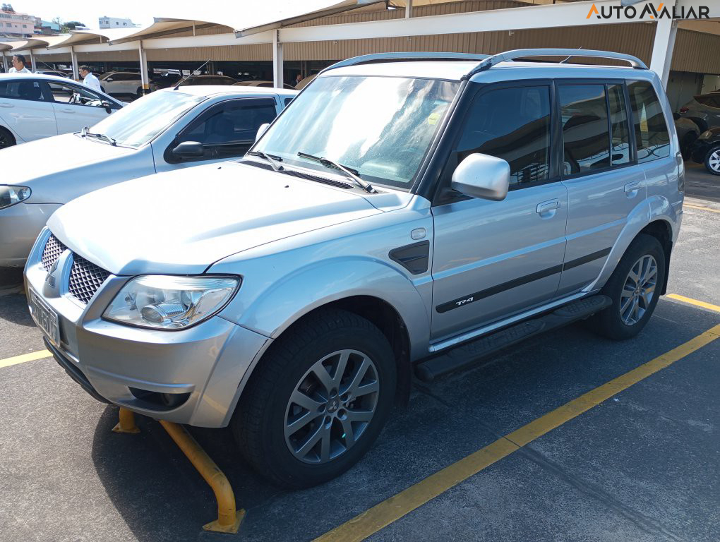 MITSUBISHI PAJERO TR4 2.0 4X2 16V 140CV FLEX 4P MANUAL