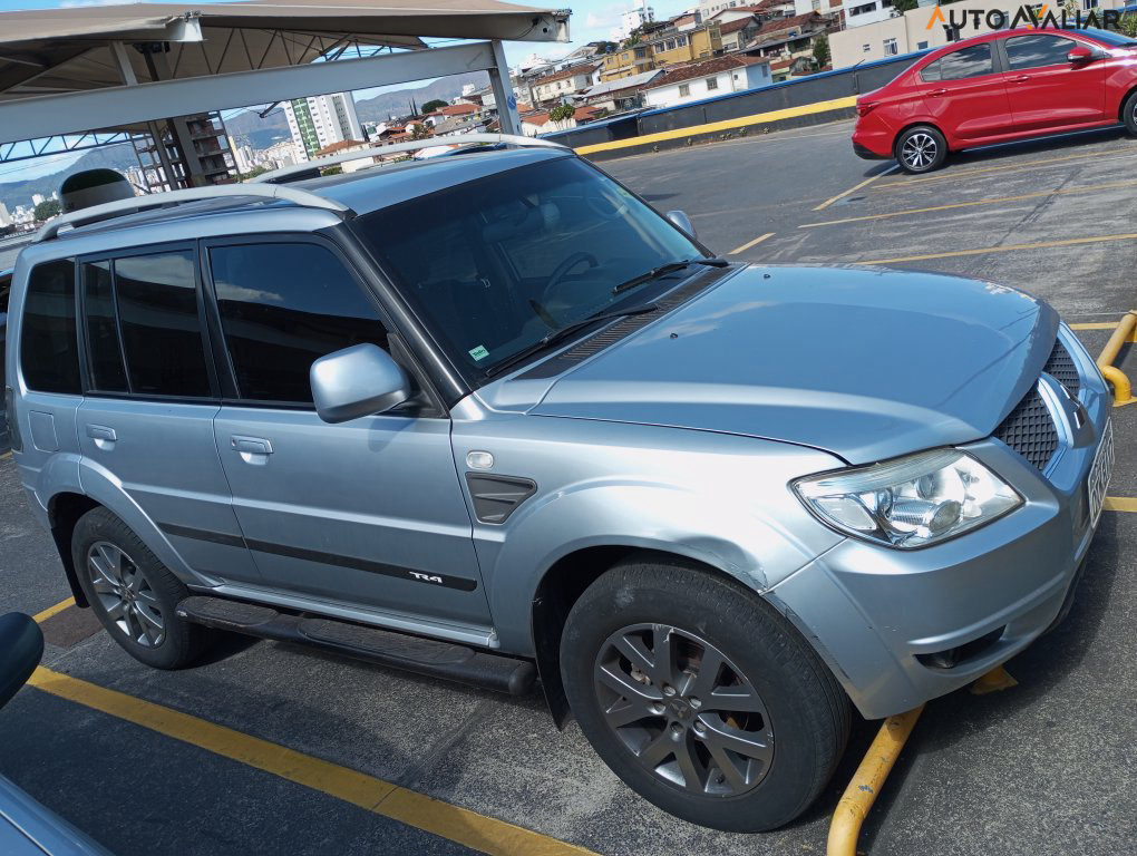 MITSUBISHI PAJERO TR4 2.0 4X2 16V 140CV FLEX 4P MANUAL