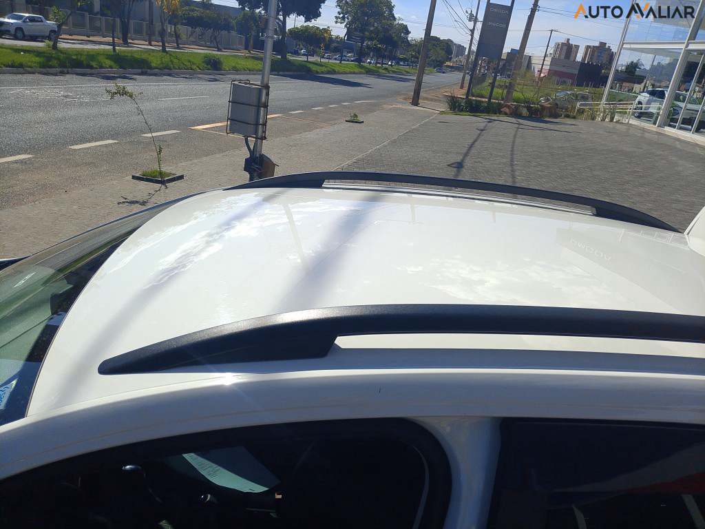 VOLKSWAGEN NIVUS 1.0 200 TSI TOTAL FLEX COMFORTLINE AUTOM&Aacute;TICO