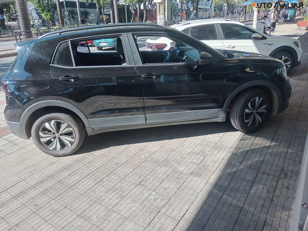 VOLKSWAGEN T-CROSS 1.0 200 TSI TOTAL FLEX SENSE AUTOMÁTICO