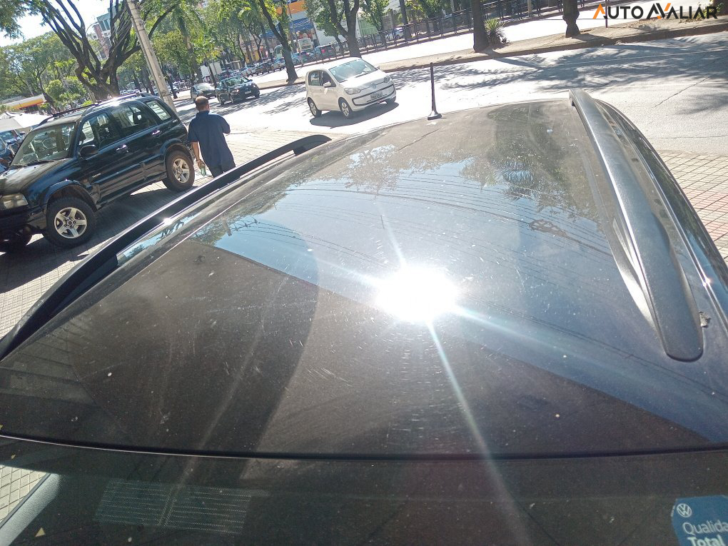 VOLKSWAGEN T-CROSS 1.0 200 TSI TOTAL FLEX SENSE AUTOMÁTICO