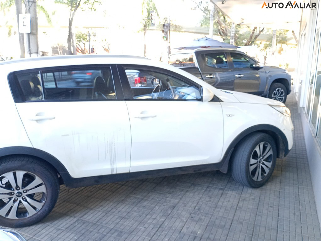 KIA SPORTAGE 2.0 LX 4X2 16V GASOLINA 4P AUTOMATICO