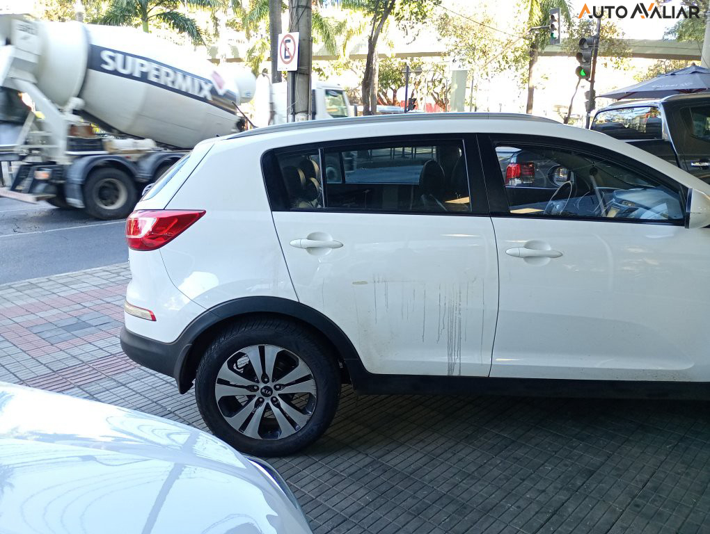 KIA SPORTAGE 2.0 LX 4X2 16V GASOLINA 4P AUTOMATICO