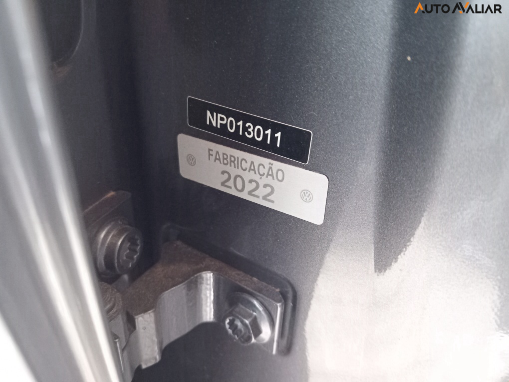 VOLKSWAGEN NIVUS 1.0 200 TSI TOTAL FLEX COMFORTLINE AUTOM&Aacute;TICO