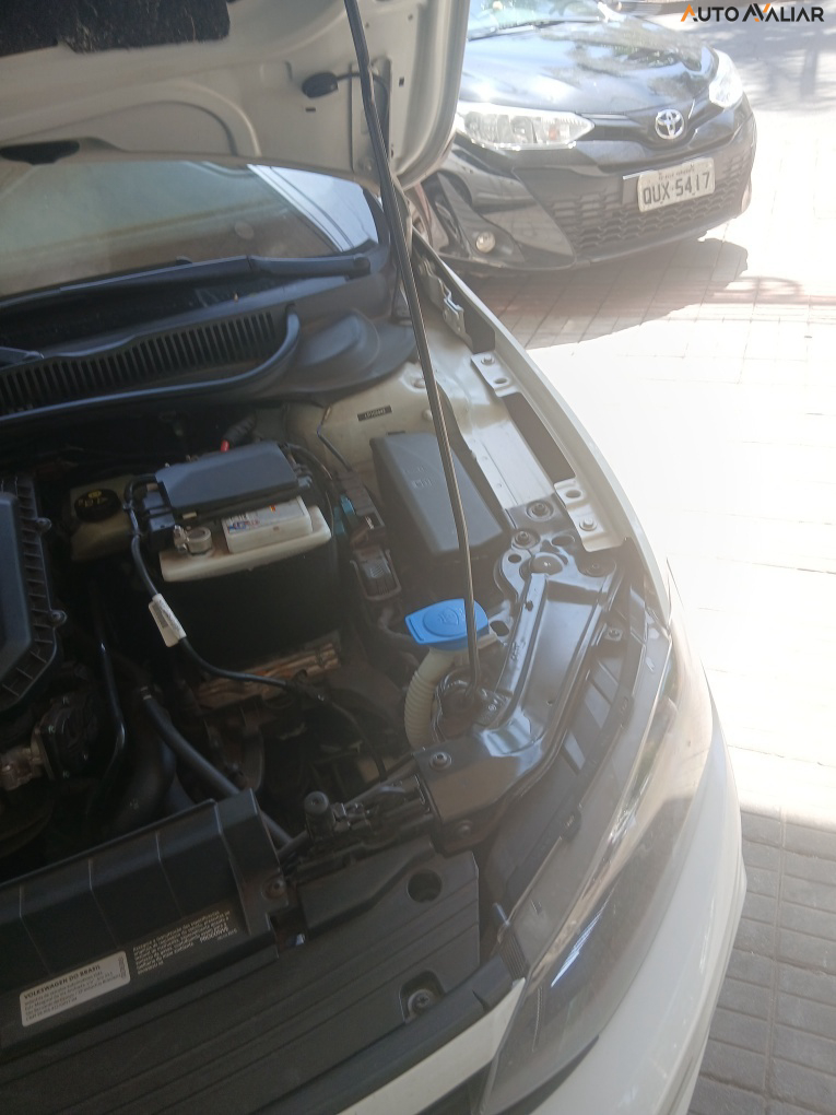 VOLKSWAGEN POLO 1.0 MPI TOTAL FLEX MANUAL