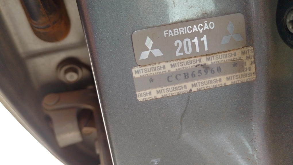 MITSUBISHI PAJERO TR4 2.0 4X2 16V 140CV FLEX 4P AUTOMATICO