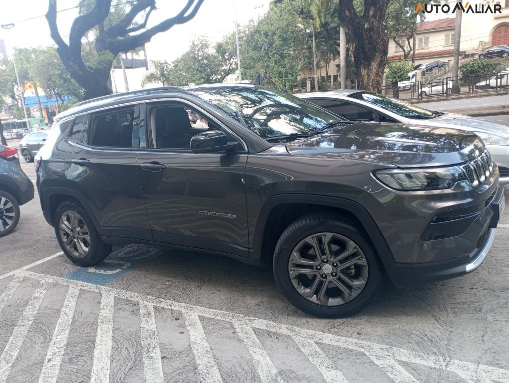 JEEP COMPASS 1.3 T270 TURBO FLEX LONGITUDE AT6