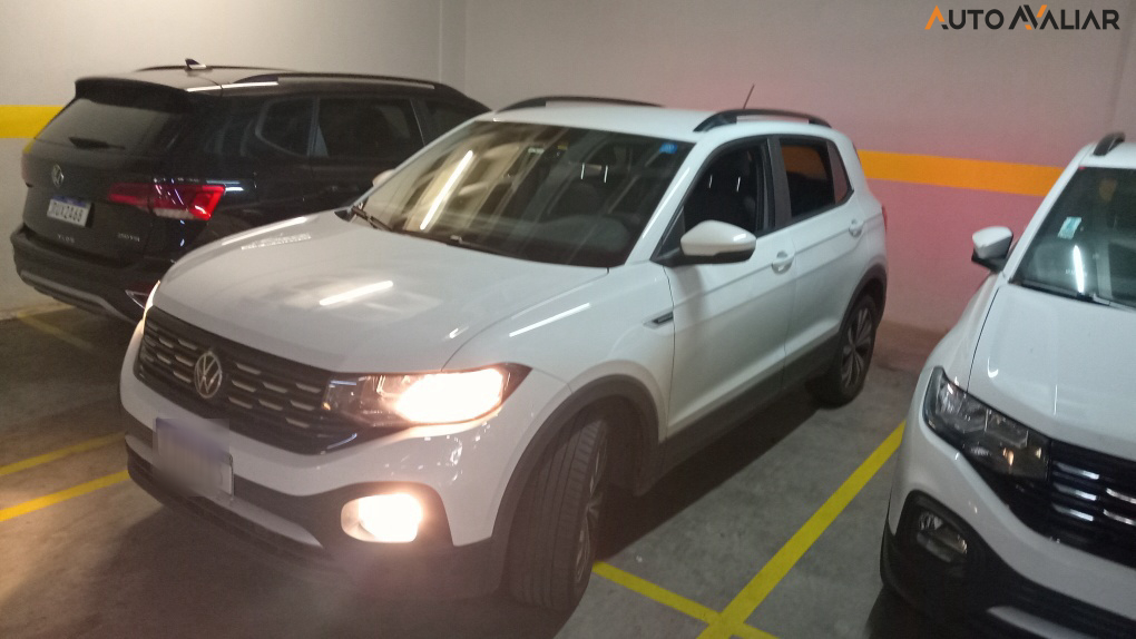 VOLKSWAGEN T-CROSS 1.0 200 TSI TOTAL FLEX COMFORTLINE AUTOMÁTICO