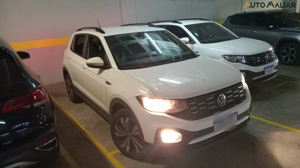VOLKSWAGEN T-CROSS 1.0 200 TSI TOTAL FLEX COMFORTLINE AUTOMÁTICO