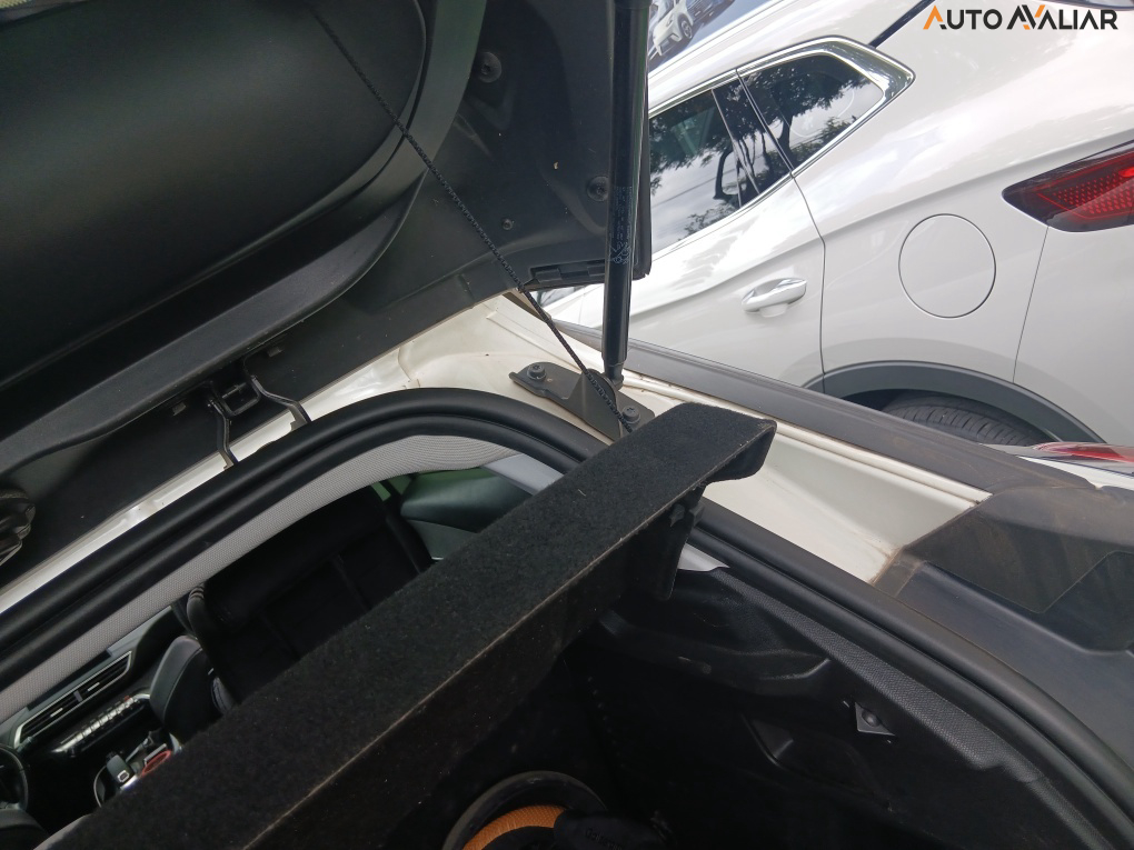 PEUGEOT 3008 1.6 GRIFFE PACK THP 16V GASOLINA 4P AUTOMATICO