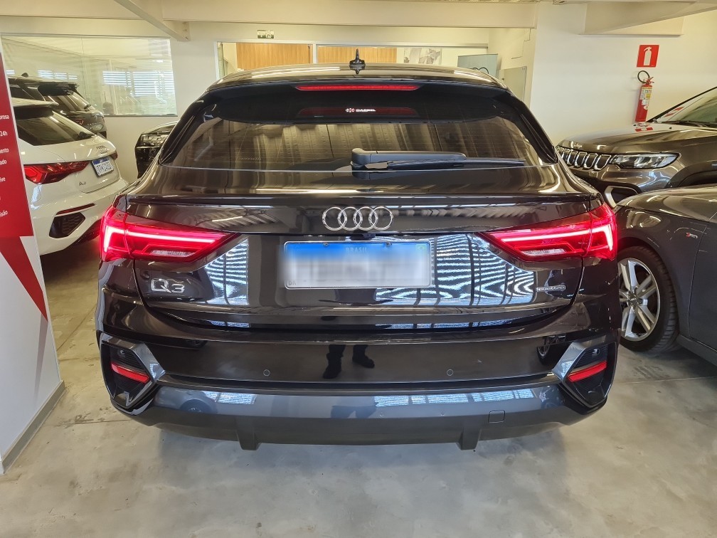 AUDI Q3 2.0 40 TFSI GASOLINA SPORTBACK PERFORMANCE QUATTRO TIPTRONIC