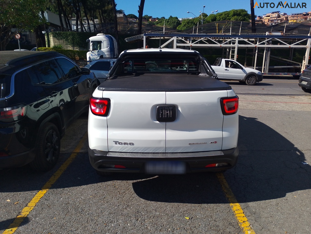 FIAT TORO 2.0 16V TURBO DIESEL ENDURANCE 4WD AT9