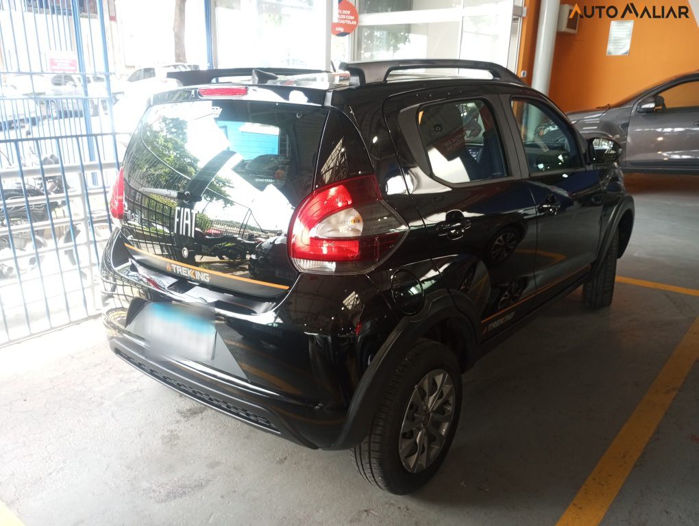 FIAT MOBI 1.0 EVO FLEX TREKKING MANUAL