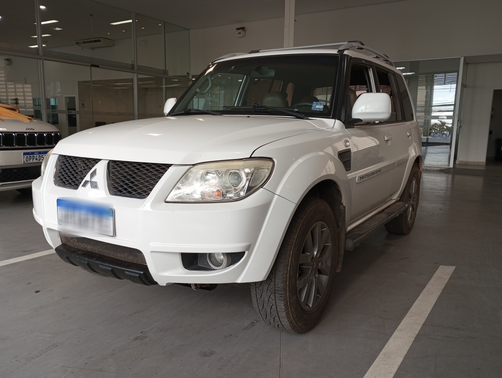 MITSUBISHI PAJERO TR4 2.0 4X2 16V 140CV FLEX 4P AUTOMATICO