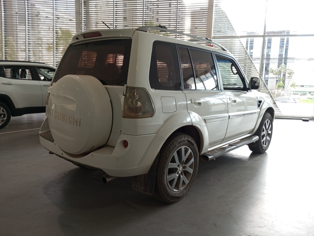 MITSUBISHI PAJERO TR4 2.0 4X2 16V 140CV FLEX 4P AUTOMATICO