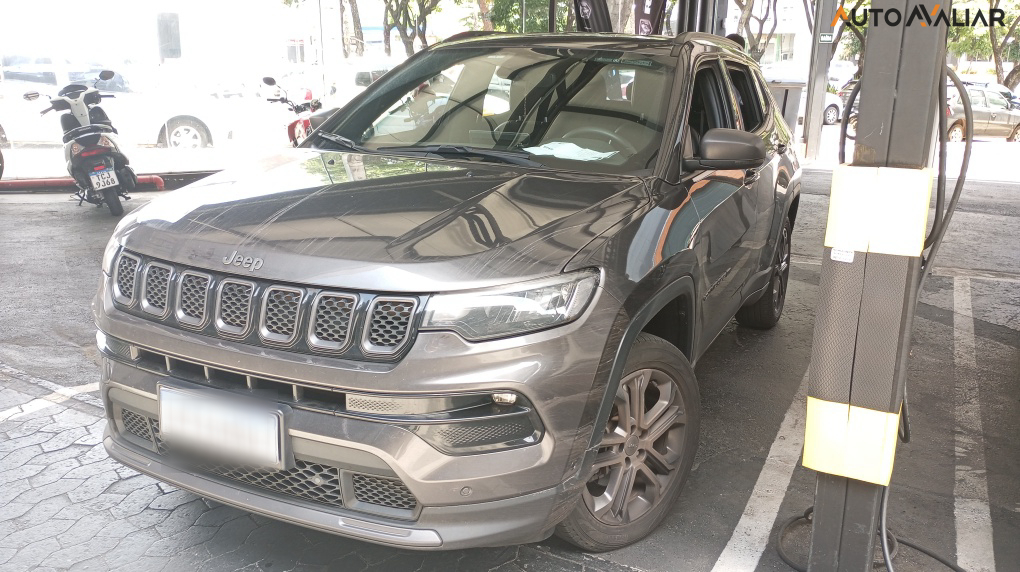 JEEP COMPASS 1.3 T270 TURBO FLEX LONGITUDE AT6