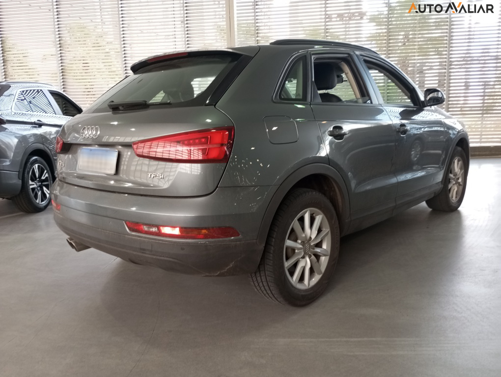 AUDI Q3 1.4 TFSI ATTRACTION FLEX 4P S TRONIC