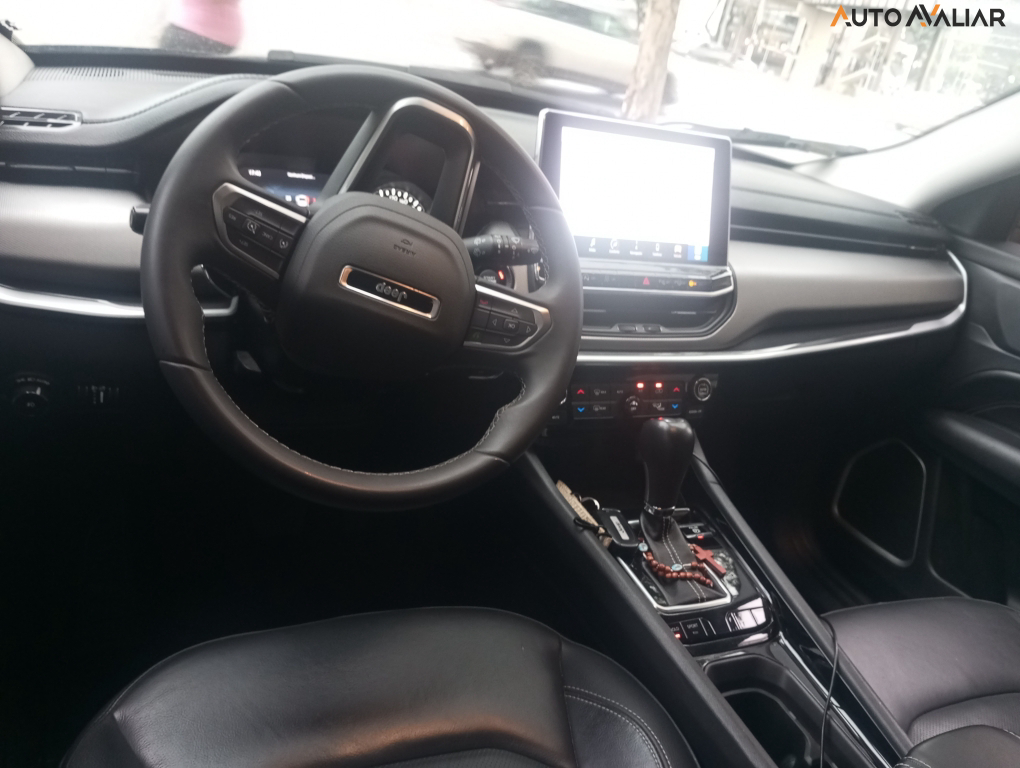 JEEP COMPASS 1.3 T270 TURBO FLEX LONGITUDE AT6