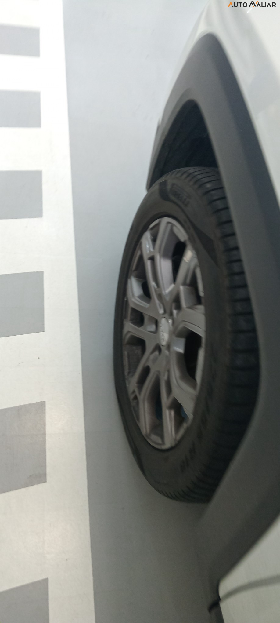 JEEP RENEGADE 1.3 T270 TURBO FLEX SPORT AT6