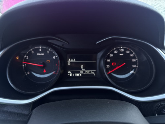 CHEVROLET ONIX 1.0 MT LT2 HB