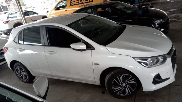 CHEVROLET ONIX 1.0 TURBO FLEX LT MANUAL