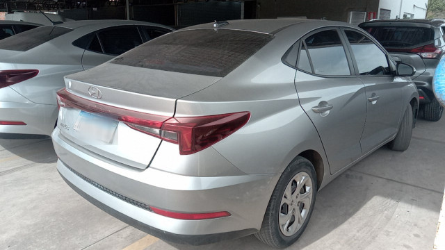 HYUNDAI HB20S 1.0 12V FLEX COMFORT MANUAL
