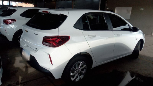 CHEVROLET ONIX 1.0 TURBO FLEX LT MANUAL