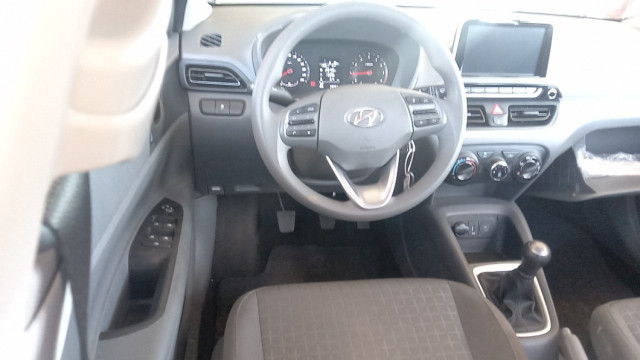 HYUNDAI HB20S 1.0 12V FLEX COMFORT MANUAL