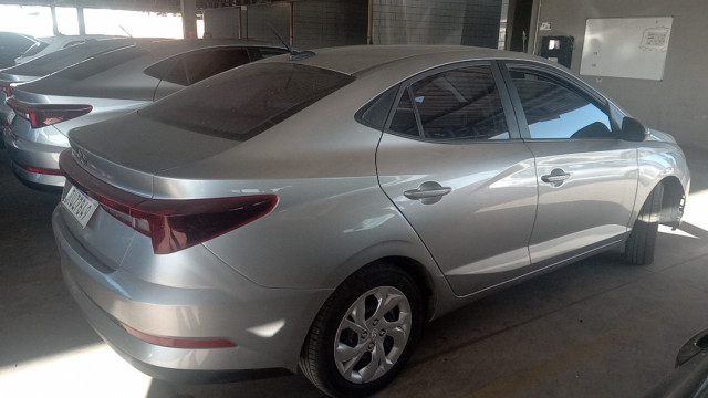 HYUNDAI HB20S 1.0 12V FLEX COMFORT MANUAL