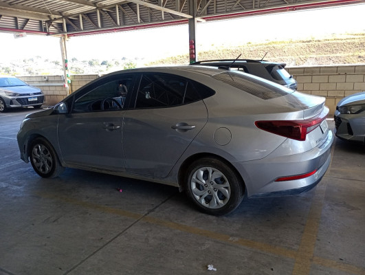 HYUNDAI HB20S 1.0 12V FLEX COMFORT MANUAL