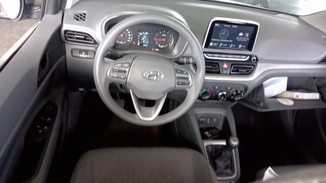 HYUNDAI HB20S 1.0 12V FLEX COMFORT MANUAL