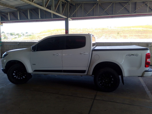 CHEVROLET S10 2.8 16V TURBO DIESEL LT CD 4X4 AUTOM&Aacute;TICO