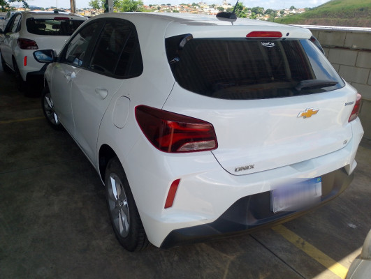 CHEVROLET ONIX 1.0 TURBO FLEX LT MANUAL