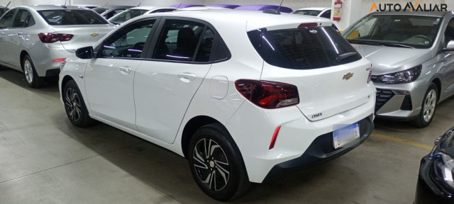 CHEVROLET ONIX 1.0 TURBO FLEX LT MANUAL